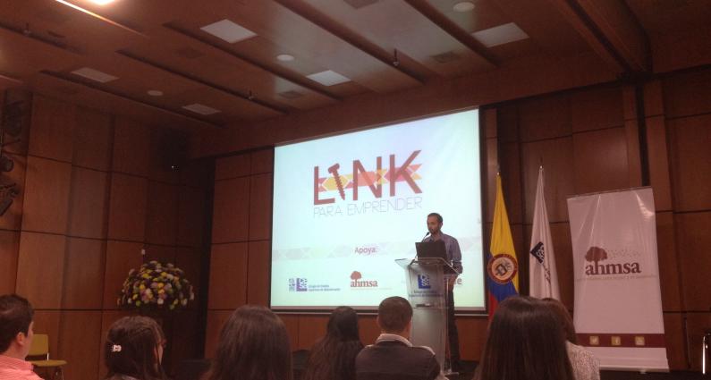 premiación de la convocatoria link mes de agosto 2015